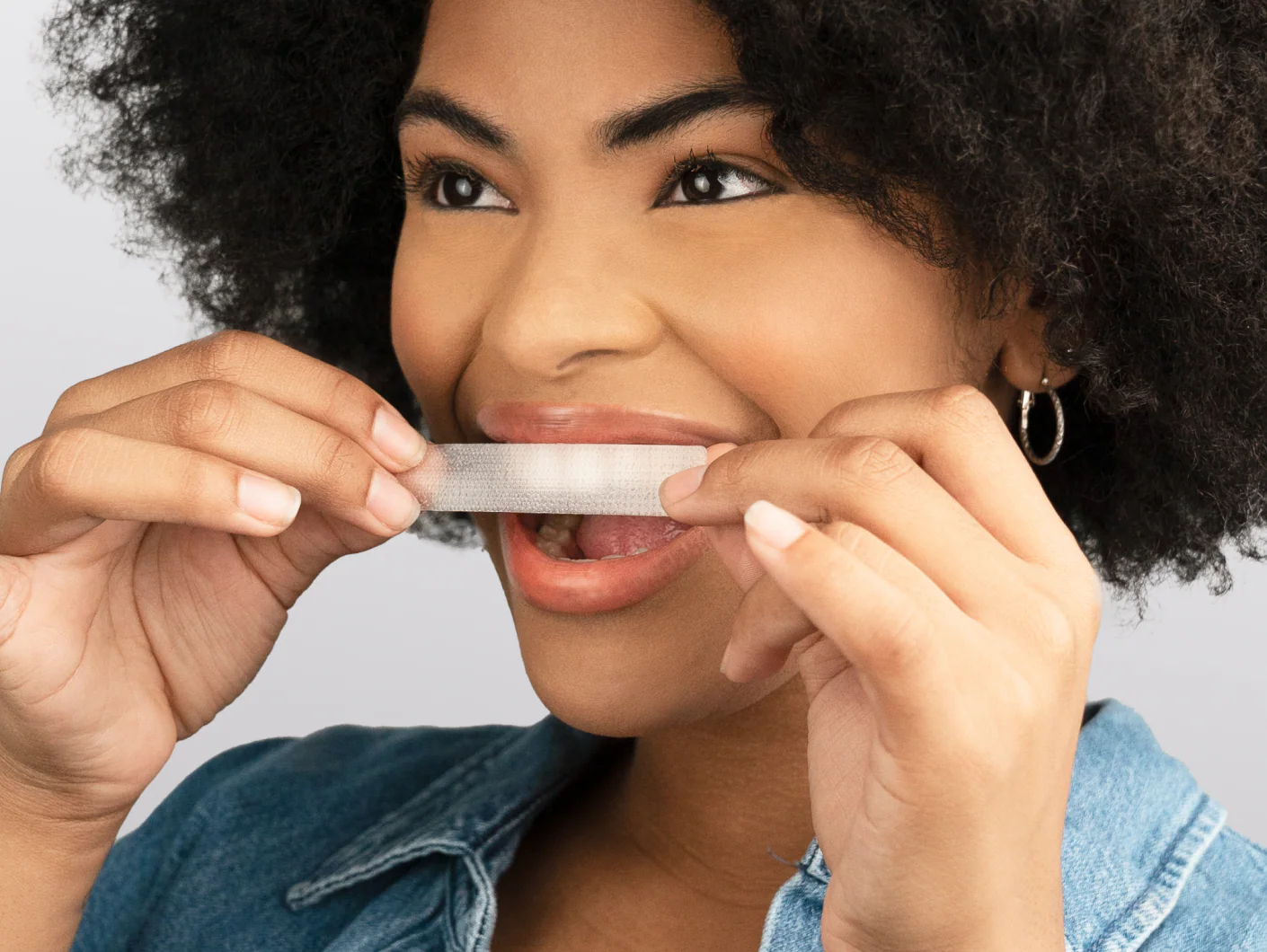 Mint Non-Slip Whitening Strips - Image 8